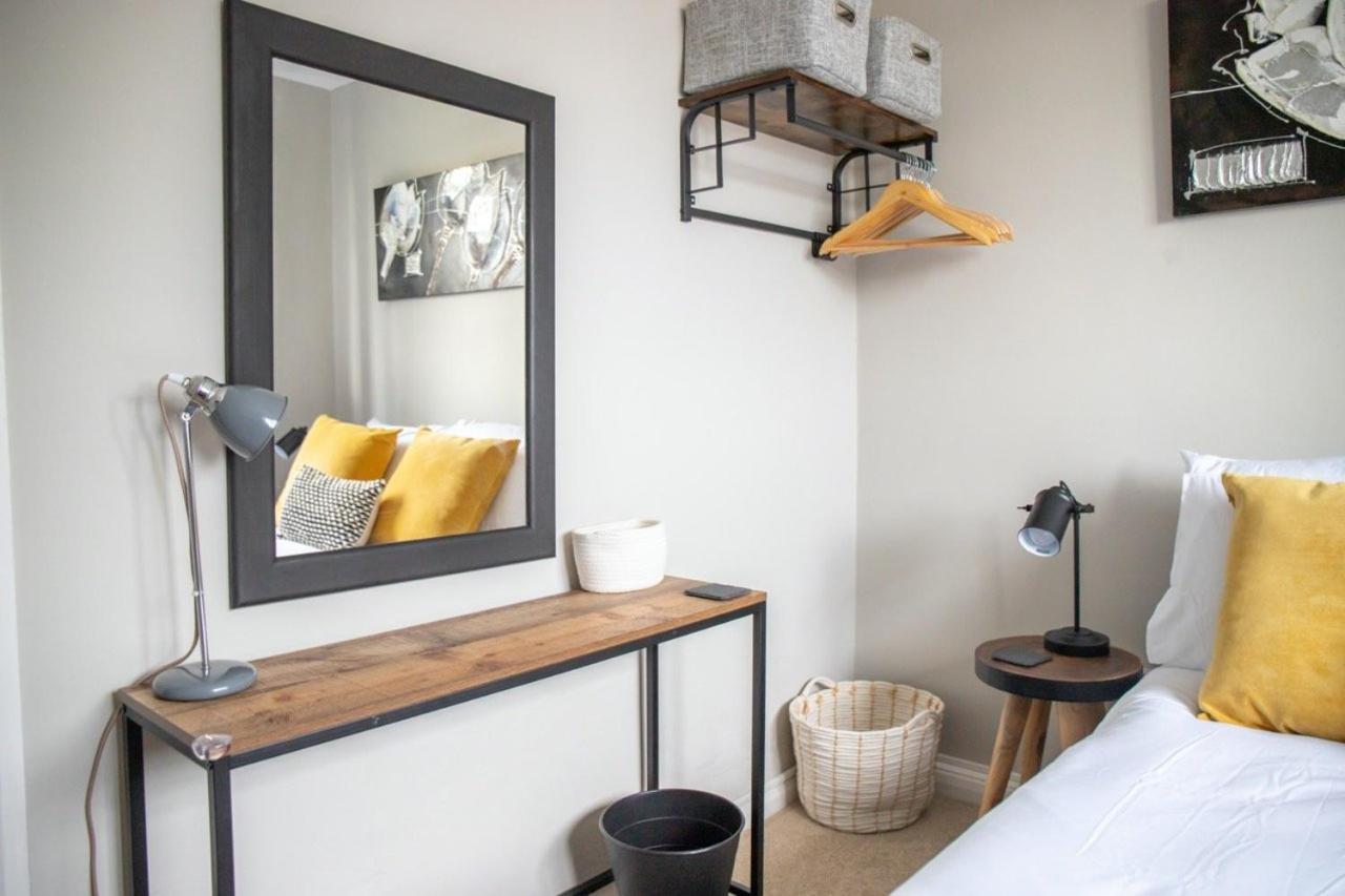 Meanwood Guestready - Homely Leeds City Apartment Sleep 4 מראה חיצוני תמונה