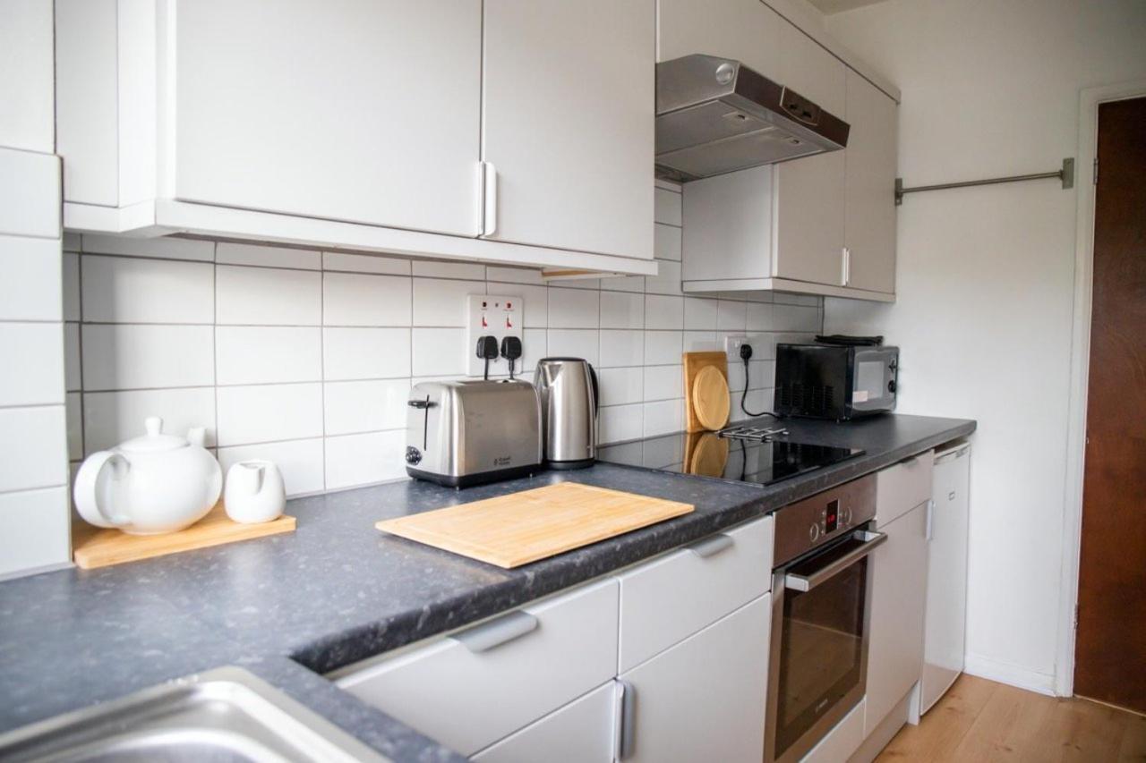 Meanwood Guestready - Homely Leeds City Apartment Sleep 4 מראה חיצוני תמונה